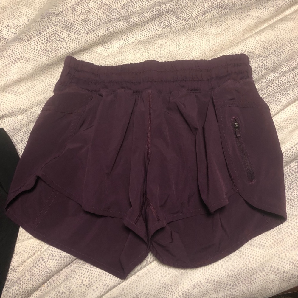 Lululemon Tracker shorts